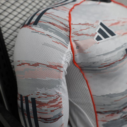 Bayern Munich Player Jersey Away 2025/26-  Long Sleeve